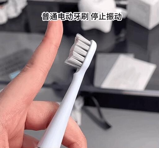 电动牙刷胶圈破了可以保修吗